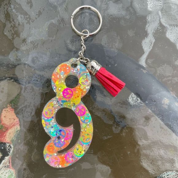 Custom Resin Keychain | Keep Going Keychain | Mental Health Keychain - Picture 2 of 9